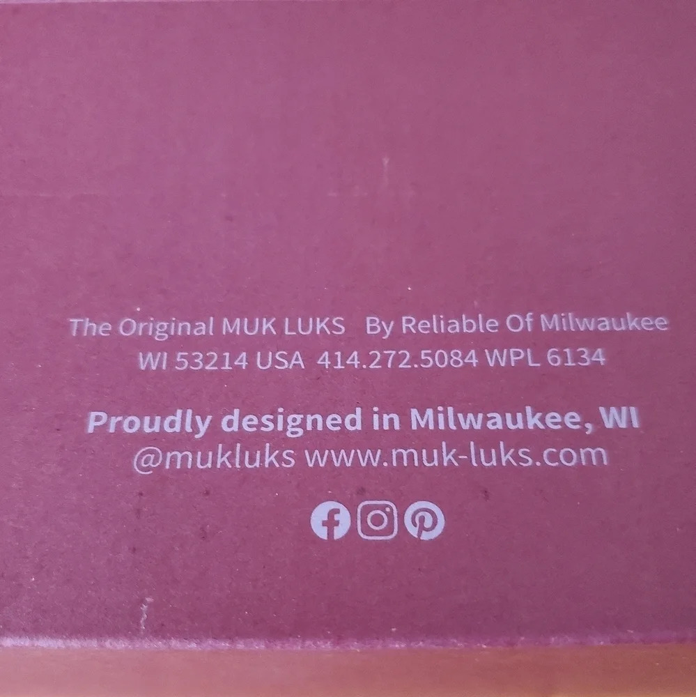0871. NWTs ~ Original Leather Muk Luks ~ in Cognac~ w/Wool Blend Turn Down Cuff - Picture 16 of 16